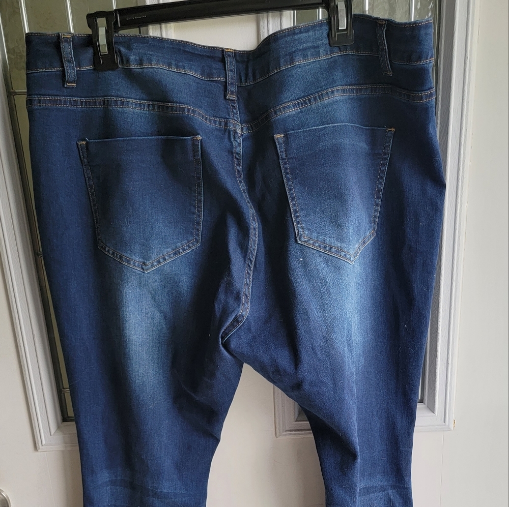 Ripped Flare Jeans - Picture 3 of 9